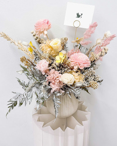 Flowers and Kisses 2